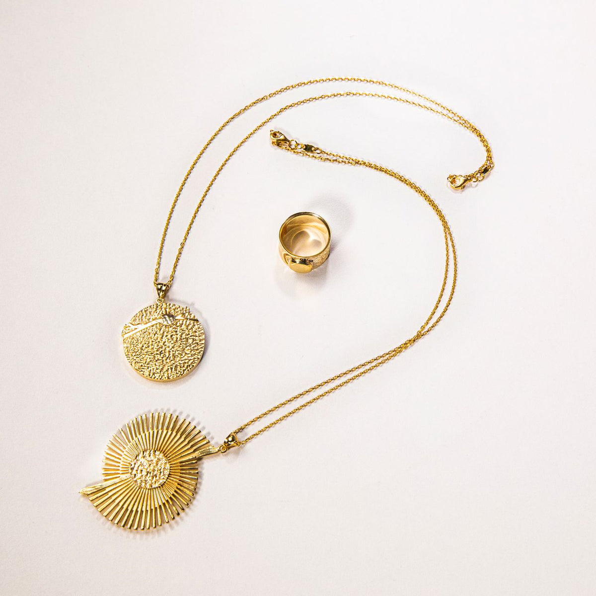 Gold Vermeil vs Gold Plated: Real Differences, Quality & Value in 2026