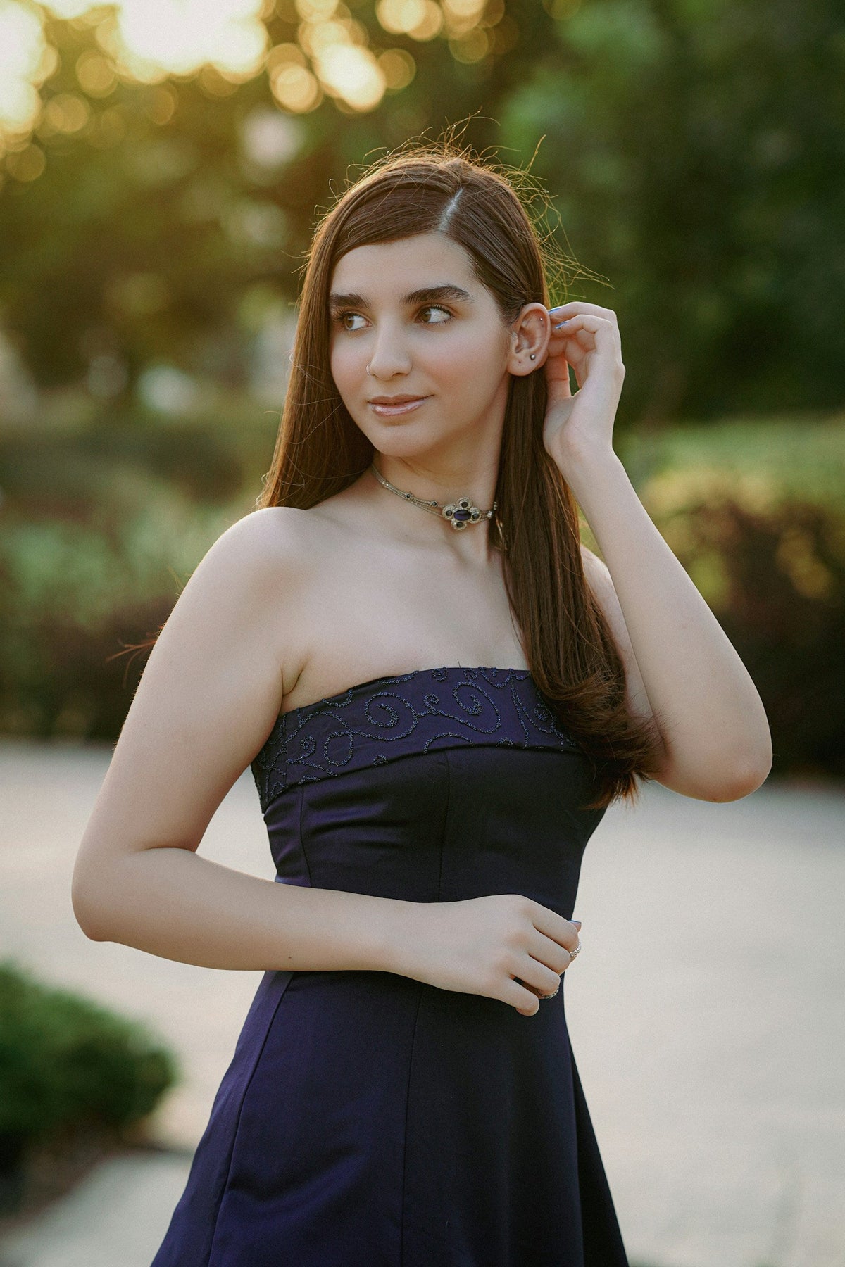 Jewelry for a Strapless Dress: Best Necklaces, Earrings & Styling Tips in 2026
