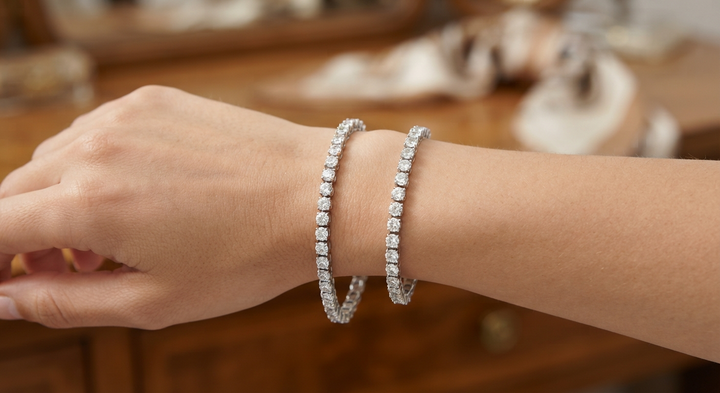Should a Tennis Bracelet Be Tight or Loose? The Essential 2026 Guide