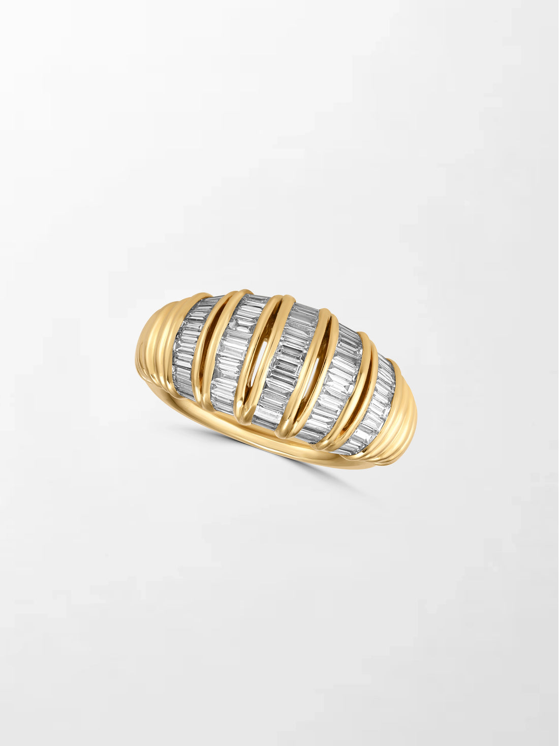Two-Tone Gold Diamond Ring with Baguette-Cut Diamond Band – Elegant Statement Jewelry