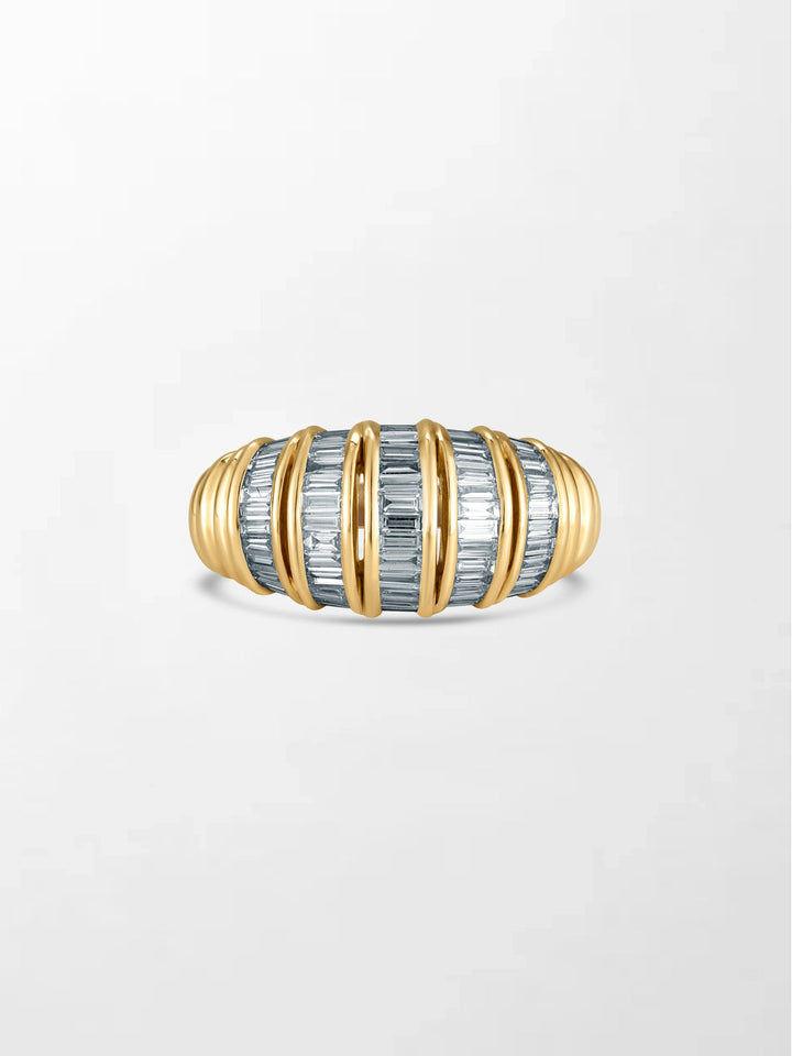 Two-Tone Gold Diamond Ring with Baguette-Cut Diamond Band – Elegant Statement Jewelry