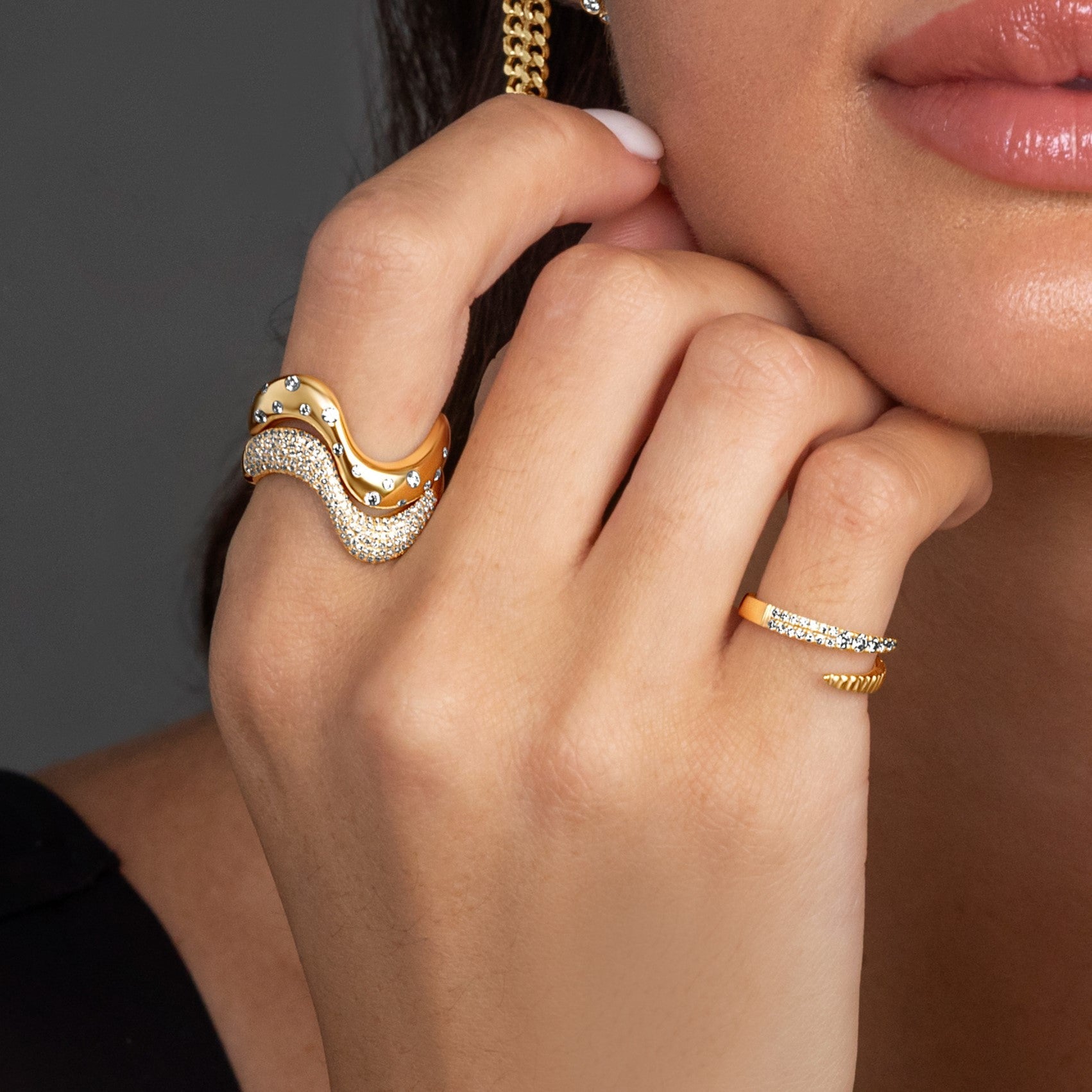 Lab Grown Diamond Infinity Wave Ring in 14K Gold – Pavé Diamond Statement Ring
