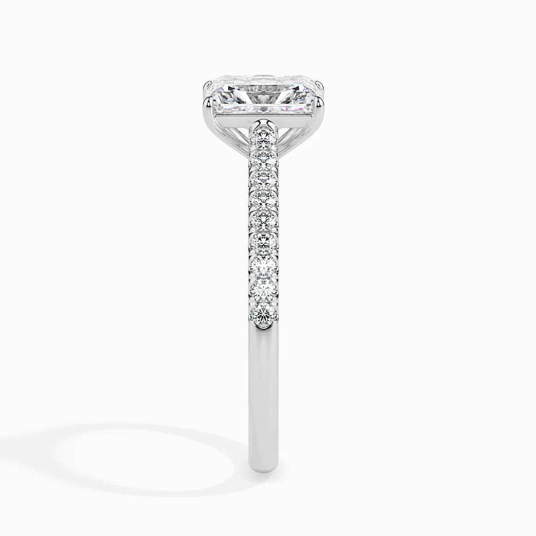 Luxury Radiant Cut Diamond Engagement Ring for Women